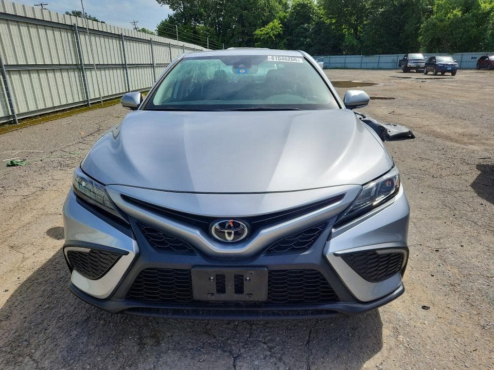 2024 TOYOTA CAMRY SE 5