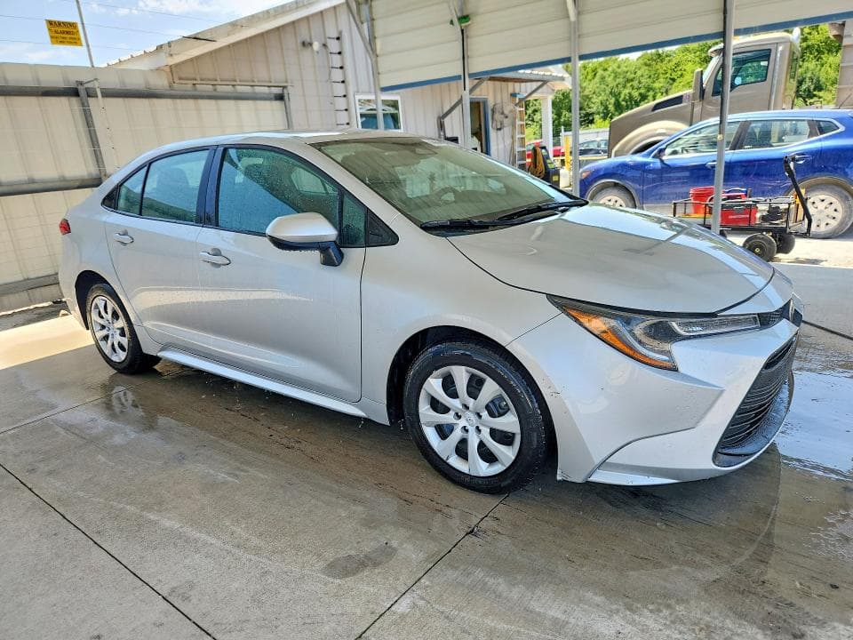 2024 TOYOTA COROLLA LE 4