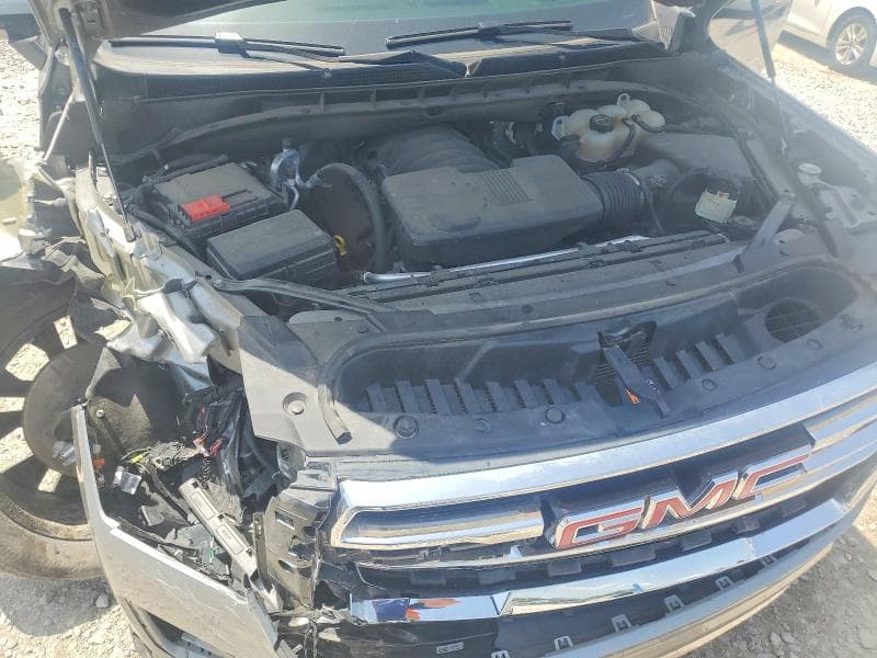 2024 GMC YUKON SLT 12