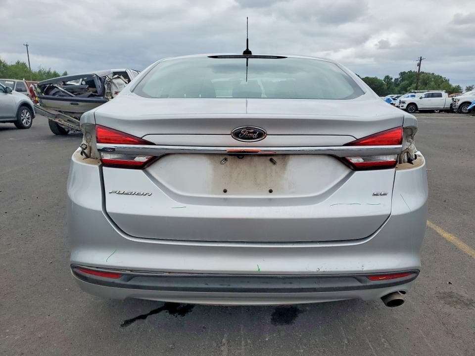 2017 FORD FUSION SE 6