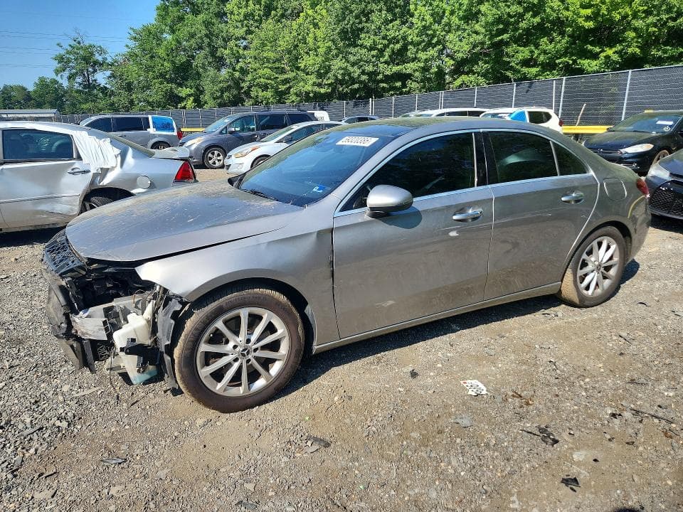 2019 MERCEDES-BENZ A 220 4MATIC - 1