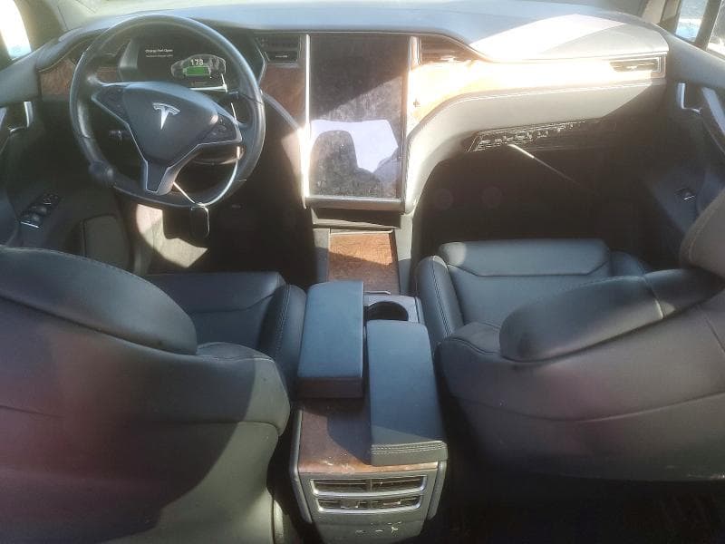 2019 TESLA MODEL X 8