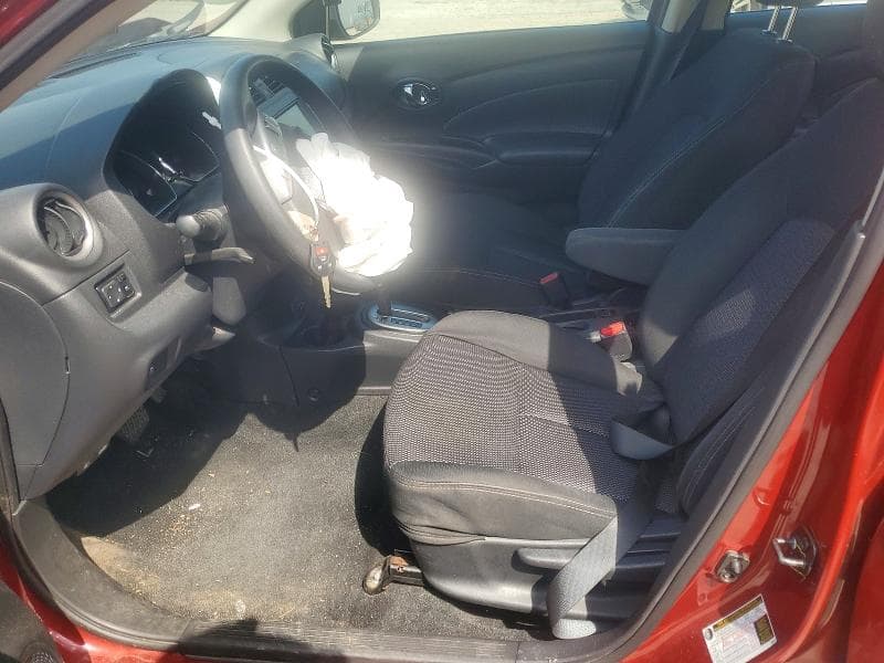 2019 NISSAN VERSA SV 7