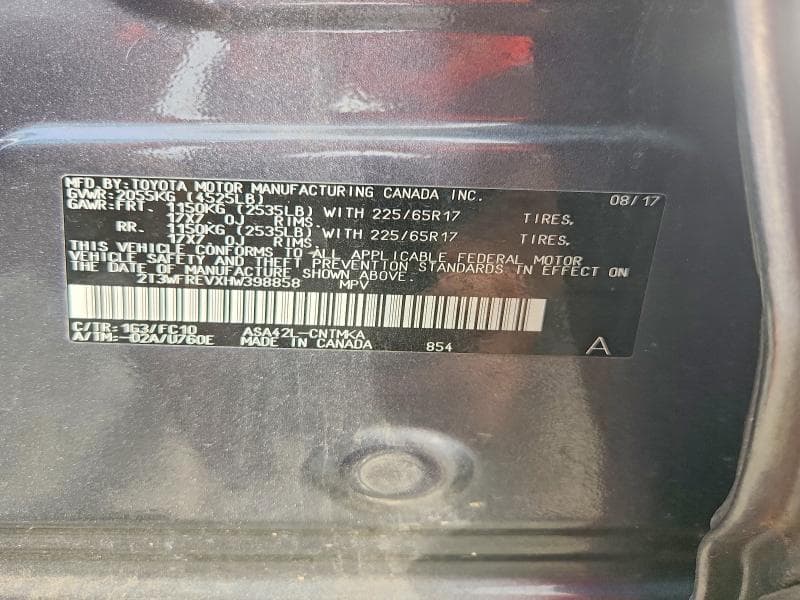 2017 TOYOTA RAV4 XLE 13