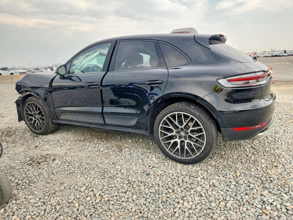 2020 PORSCHE MACAN 2