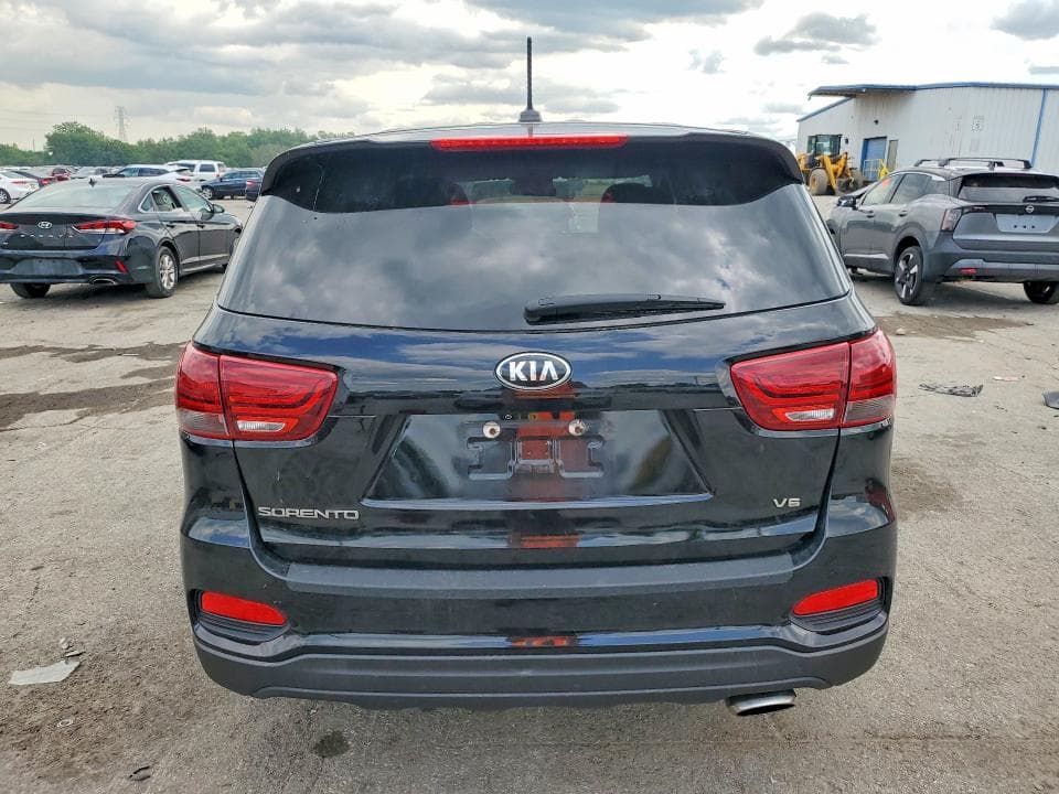 2019 KIA SORENTO LX V6 6