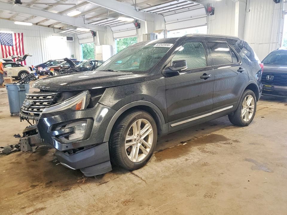 2017 FORD EXPLORER XLT - 1