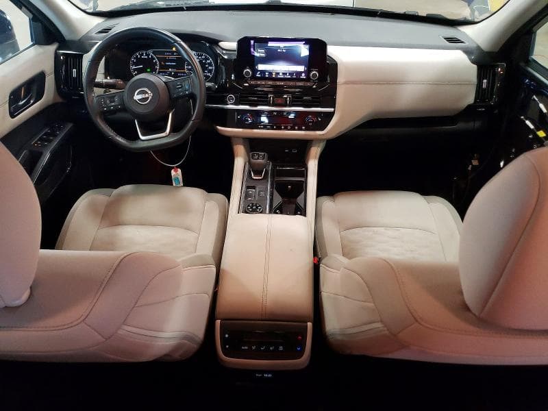 2024 NISSAN PATHFINDER SV 8