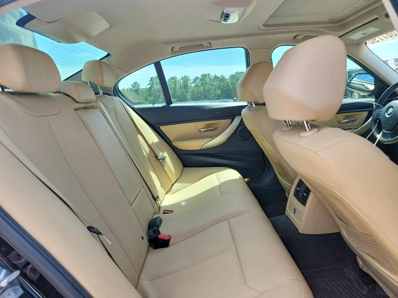 2018 BMW 320 I 10