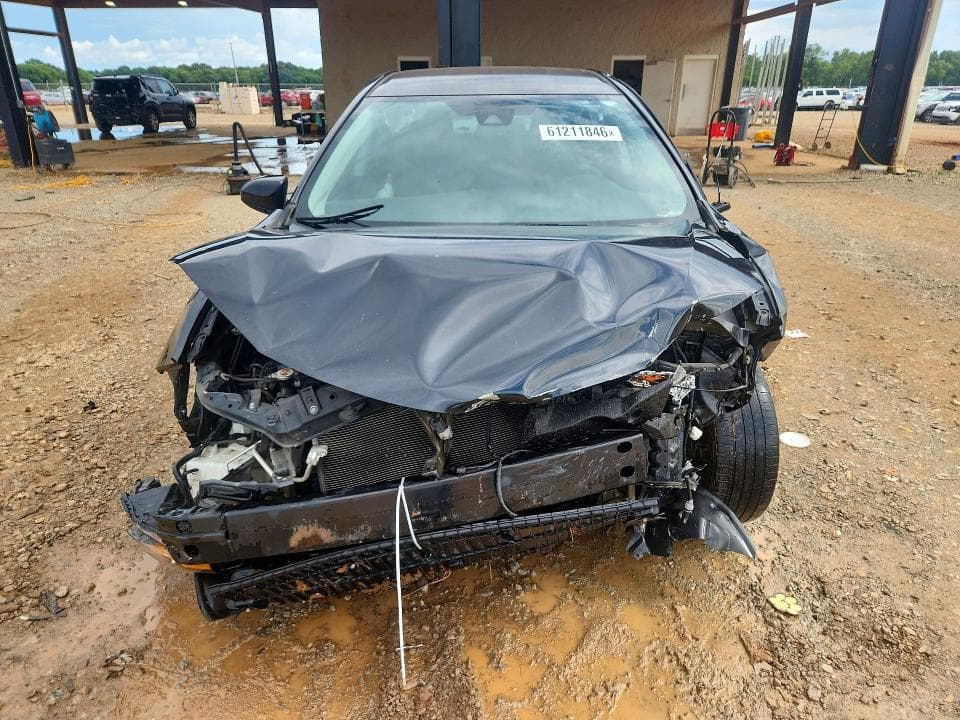 2019 TOYOTA COROLLA LE 5