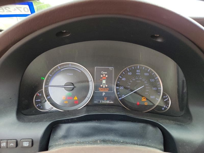 2018 LEXUS ES 300H 9