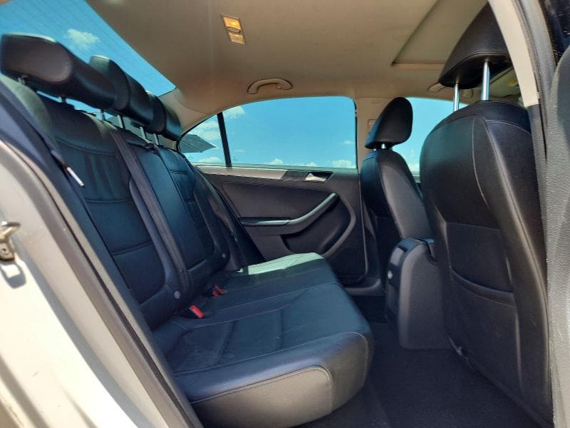 2017 VOLKSWAGEN JETTA SE 10