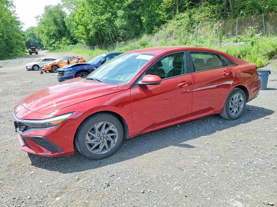 2024 HYUNDAI ELANTRA SEL - 1