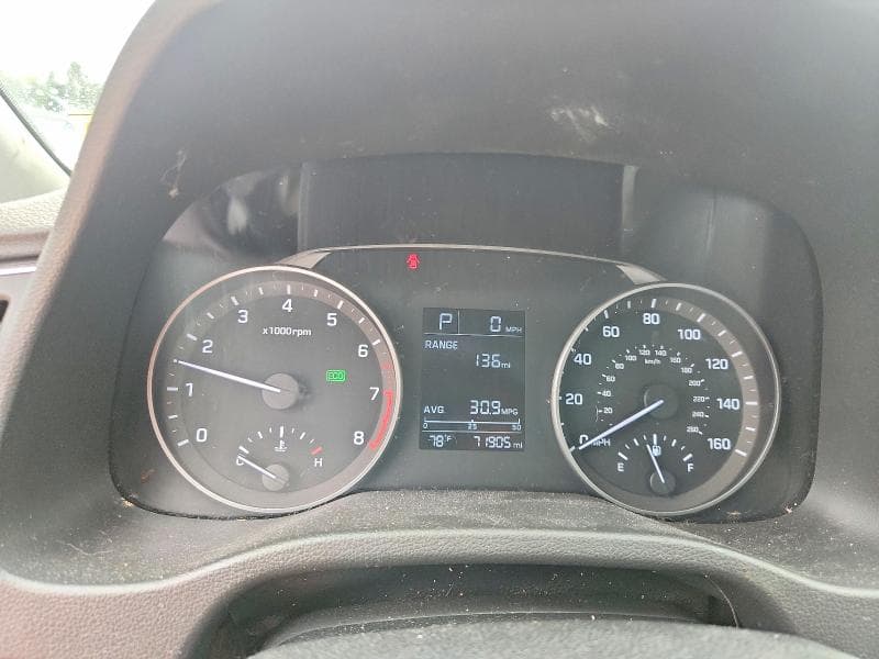 2018 HYUNDAI ELANTRA SE SE 9