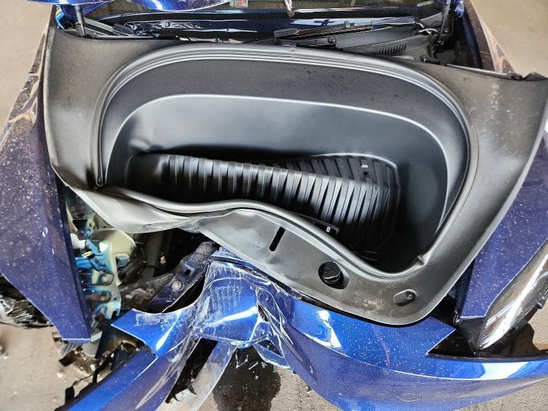 2026 TESLA MODEL 3 11