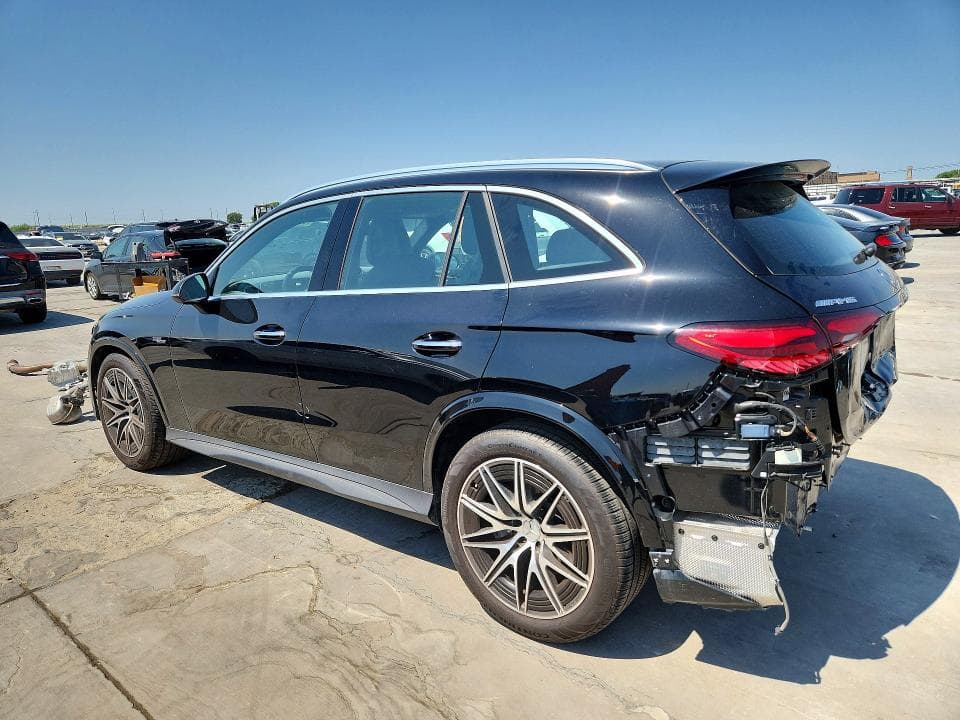 2025 MERCEDES-BENZ GLC 43 4MATIC AMG 2