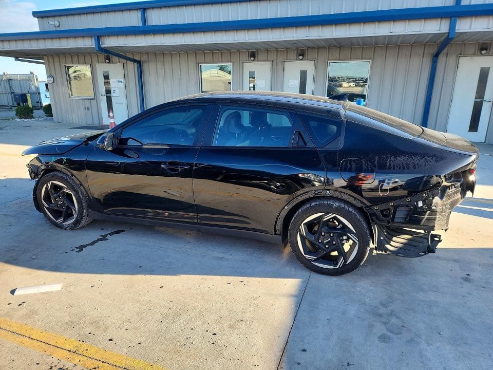 2025 KIA K4 EX 2