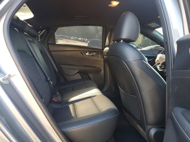 2023 KIA FORTE GT LINE 10