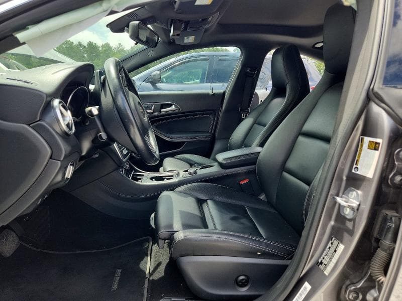 2019 MERCEDES-BENZ CLA 250 7
