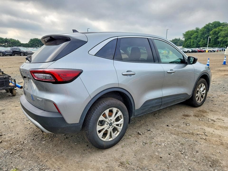 2024 FORD ESCAPE ACTIVE 3
