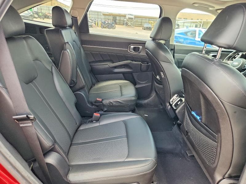 2021 KIA SORENTO SX 11
