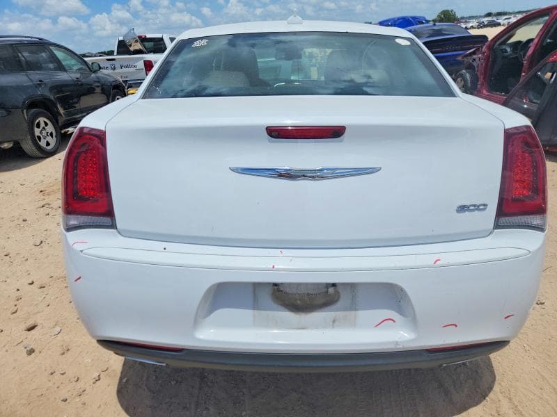 2018 CHRYSLER 300 TOURING 6