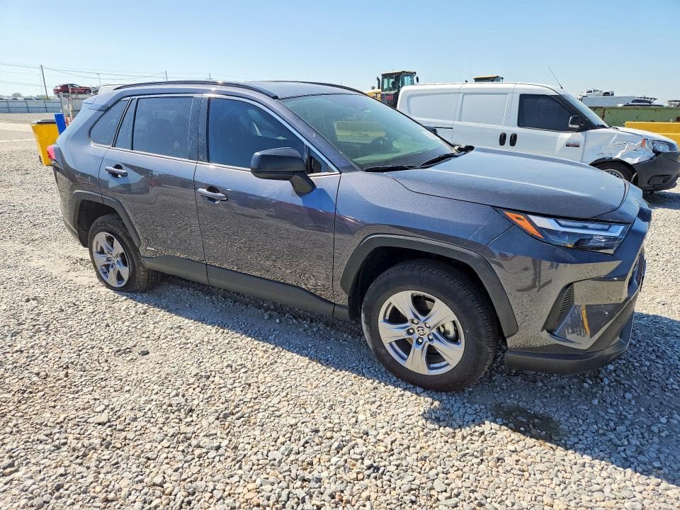 2025 TOYOTA RAV4 LE 4