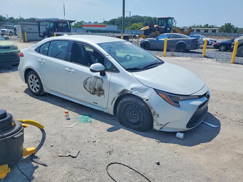 2026 TOYOTA COROLLA LE 4