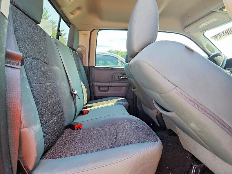2019 RAM 1500 CLASSIC SLT 10