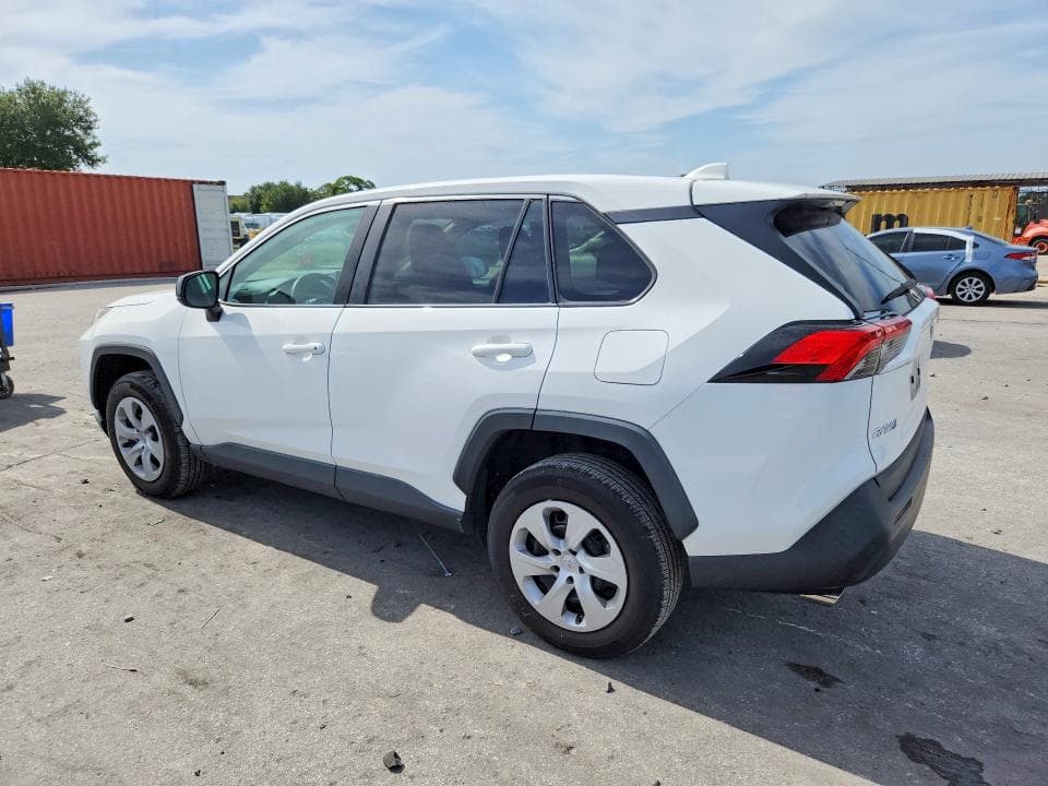 2024 TOYOTA RAV4 LE 2