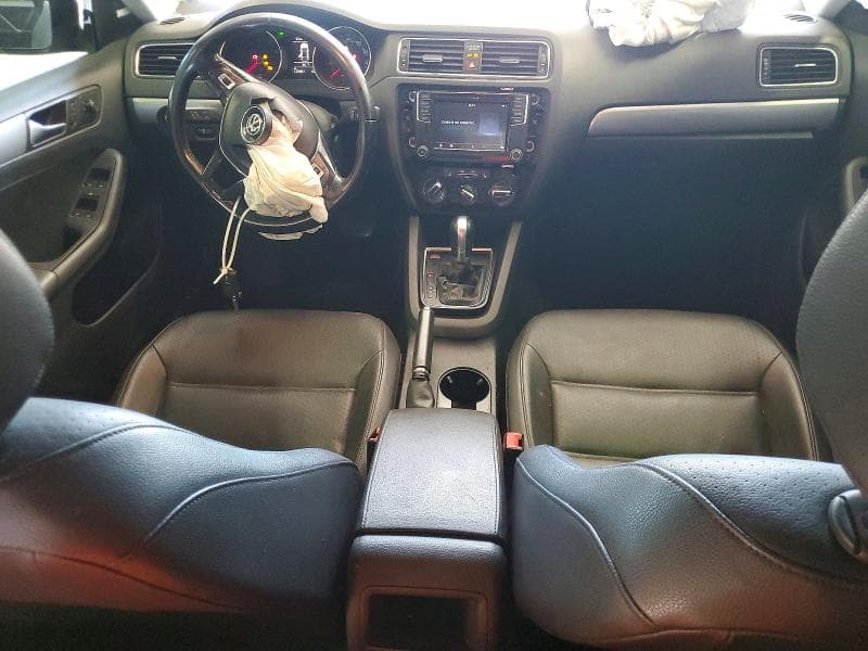 2017 VOLKSWAGEN JETTA SE 8