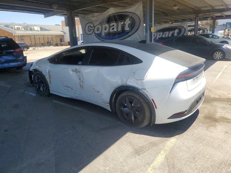 2024 TOYOTA PRIUS LE 2