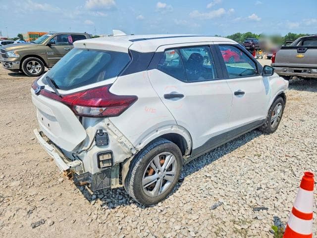 2021 NISSAN KICKS S 3