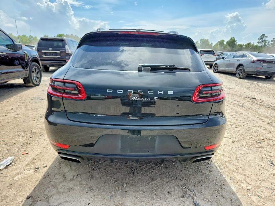 2017 PORSCHE MACAN 6