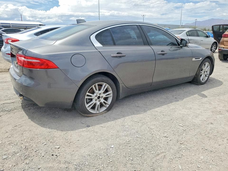 2017 JAGUAR XE PREMIUM 3