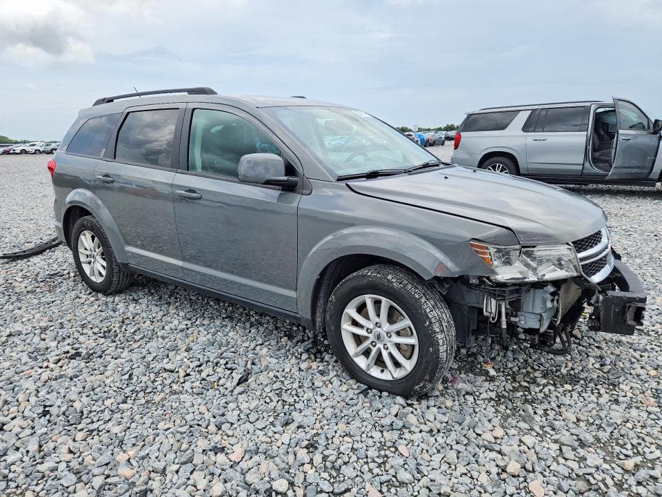 2019 DODGE JOURNEY SE 4