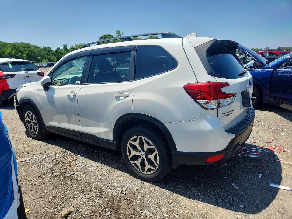 2019 SUBARU FORESTER PREMIUM 2