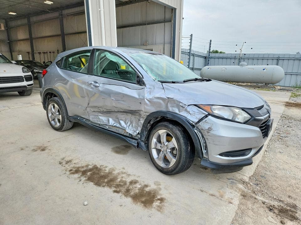 2018 HONDA HR-V LX 4
