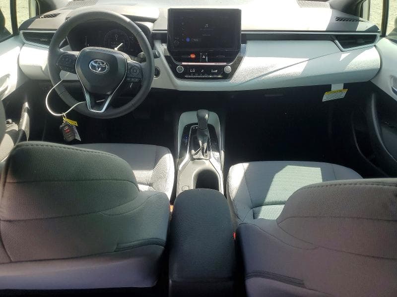 2026 TOYOTA COROLLA SE 8