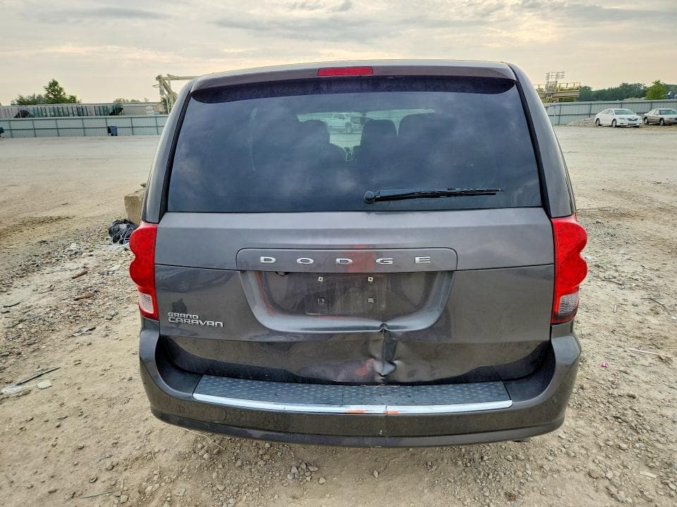 2017 DODGE GRAND CARAVAN SE 6