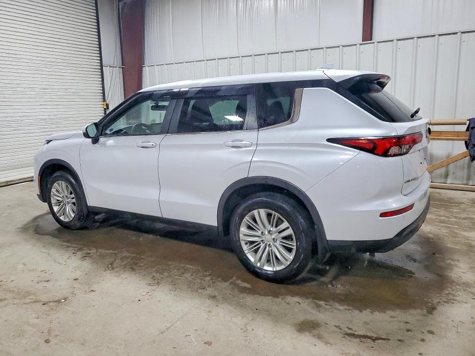 2022 MITSUBISHI OUTLANDER ES 2