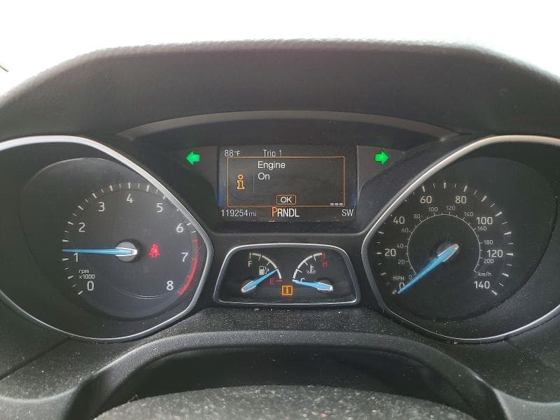2017 FORD FOCUS SE 9
