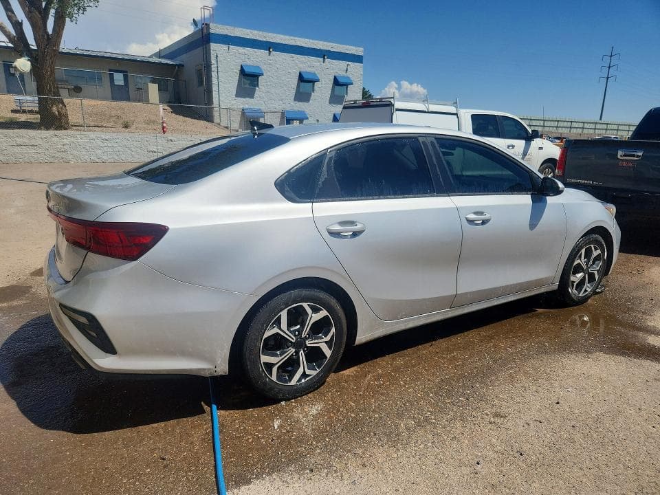 2021 KIA FORTE LXS 3