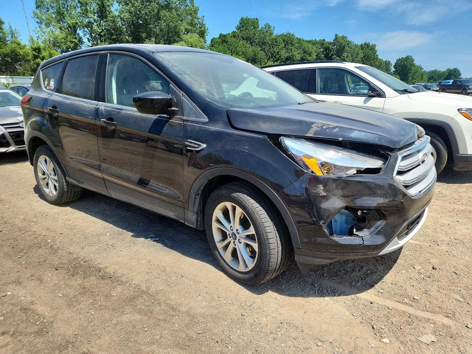 2019 FORD ESCAPE SE 4