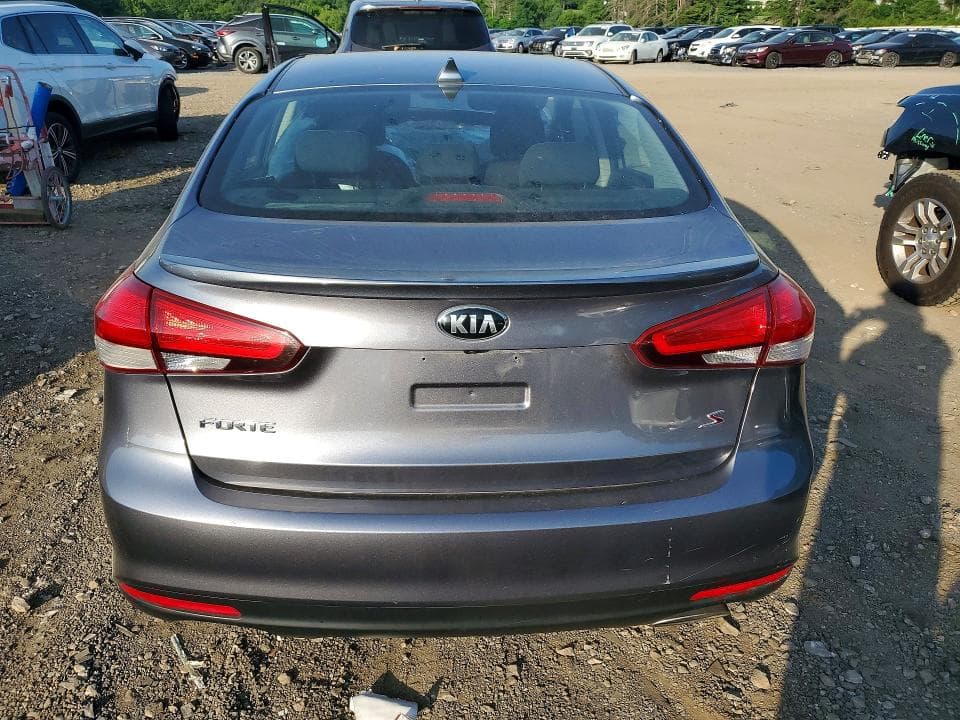 2018 KIA FORTE S 6