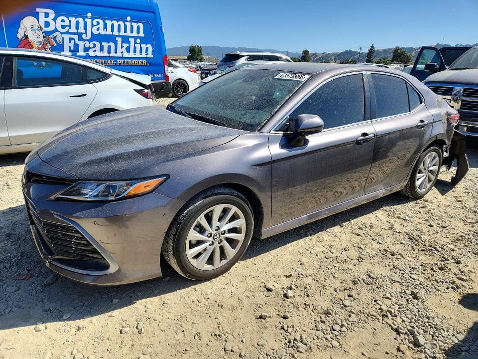 2024 TOYOTA CAMRY LE - 1