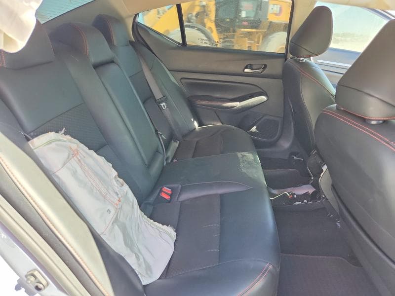 2024 NISSAN ALTIMA SR 10