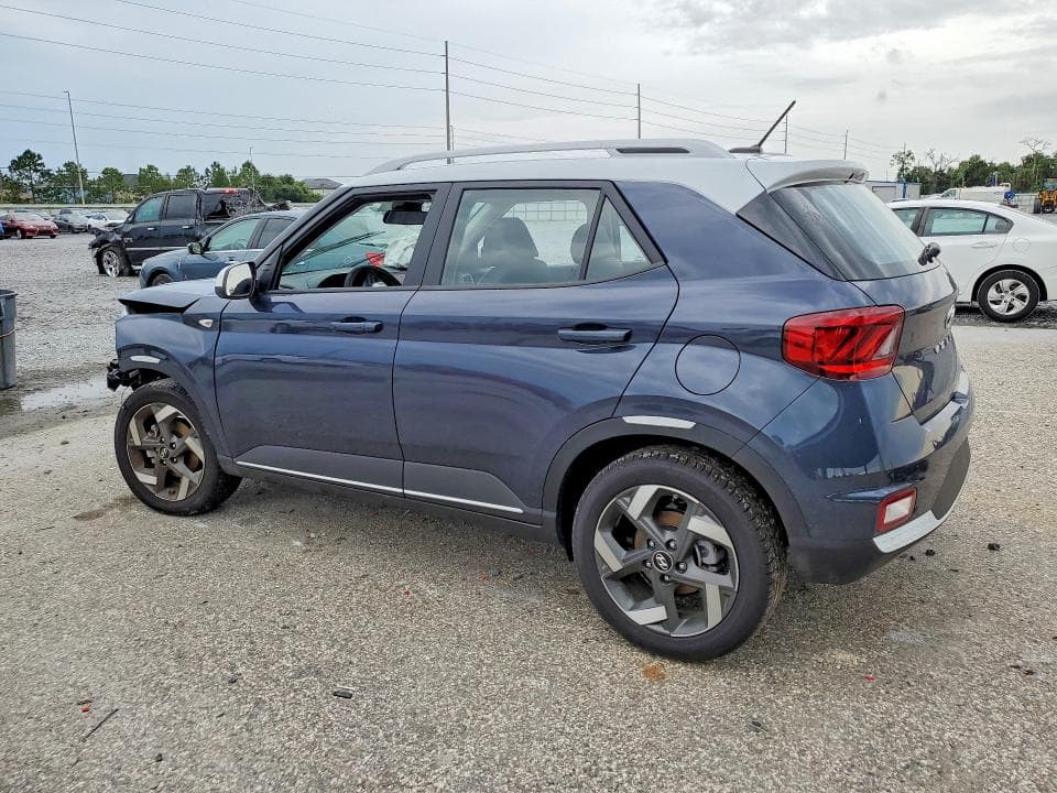 2026 HYUNDAI VENUE SEL 2