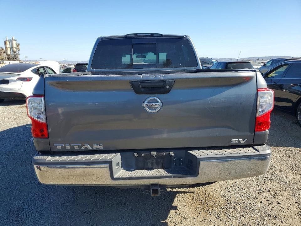 2017 NISSAN TITAN S 6