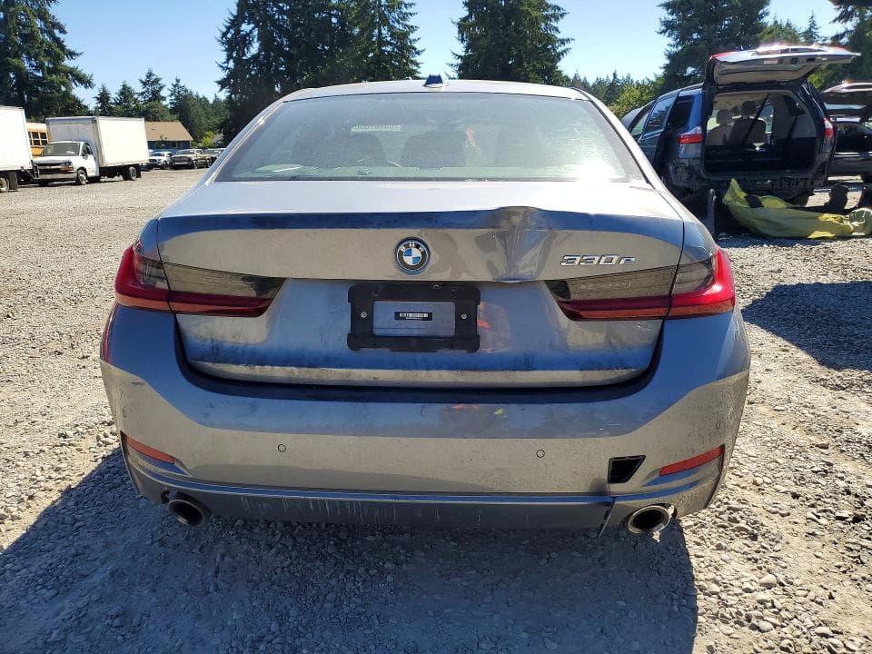 2023 BMW 330E 6